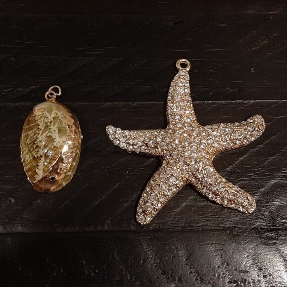 SET Of 2 Necklace Pendants Gold Dipped Genuine Abalone Shell Rhinestone Starfish - Picture 13 of 13